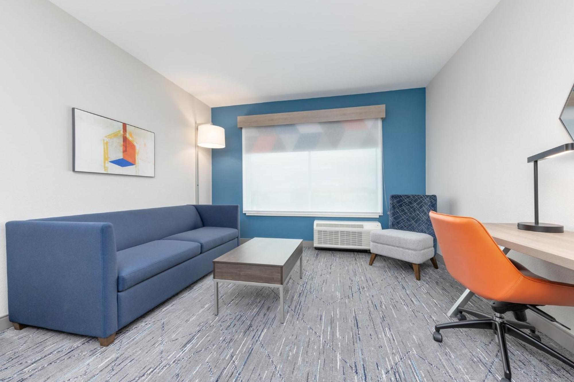 Holiday Inn Express & Suites Austin Airport East By Ihg Exterior foto